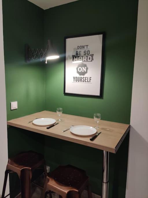 Les Studios De Flo' : The Bel'Factory 38 M² Wifi Belfort Luaran gambar