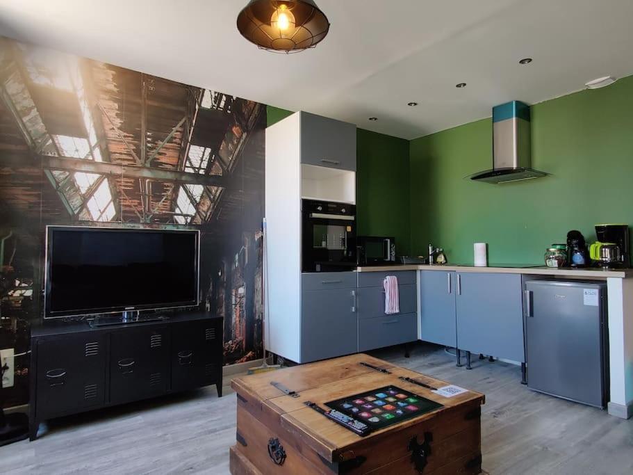 Les Studios De Flo' : The Bel'Factory 38 M² Wifi Belfort Luaran gambar
