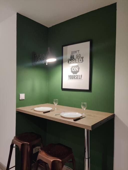 Les Studios De Flo' : The Bel'Factory 38 M² Wifi Belfort Luaran gambar