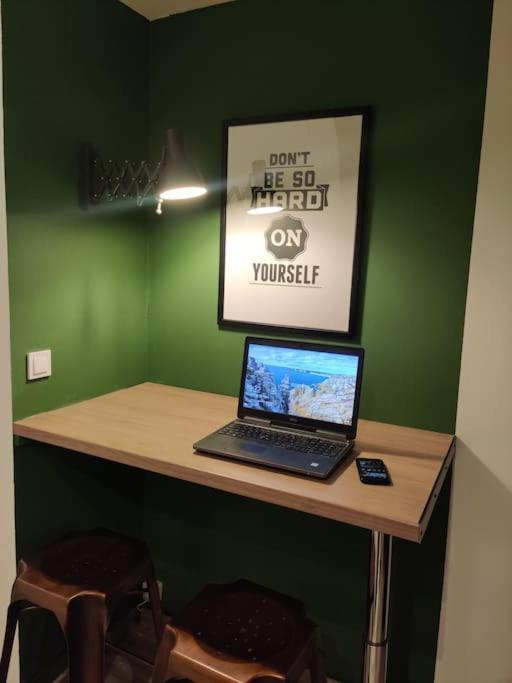 Les Studios De Flo' : The Bel'Factory 38 M² Wifi Belfort Luaran gambar